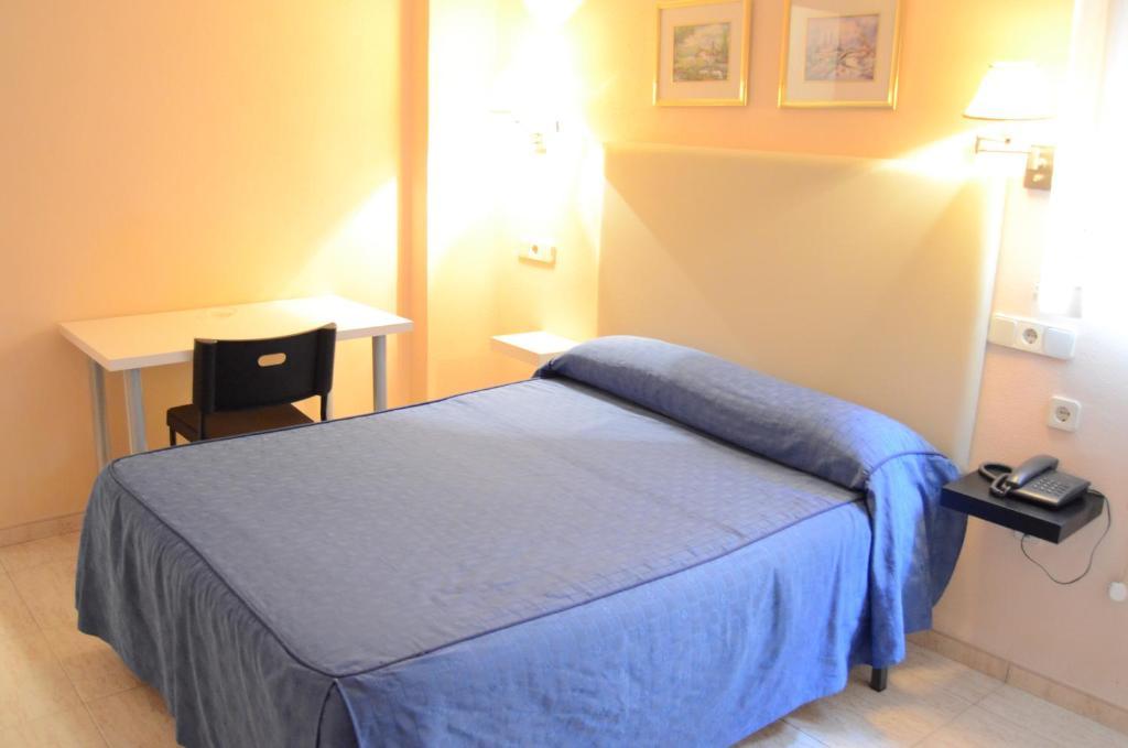 Hotel Legazpi Murcia Szoba fotó