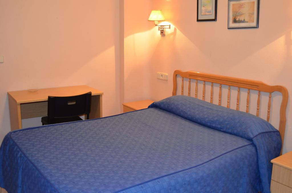 Hotel Legazpi Murcia Szoba fotó